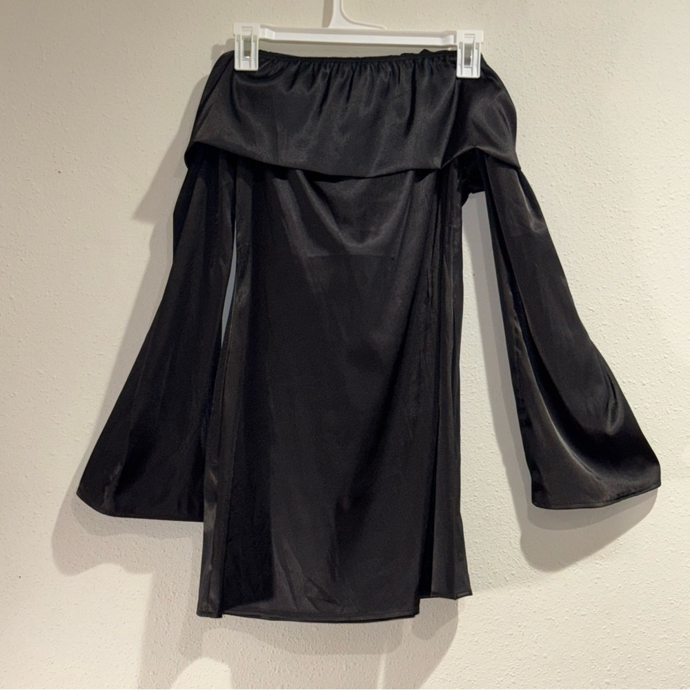 Elegant Black Off-Shoulder mini dress
